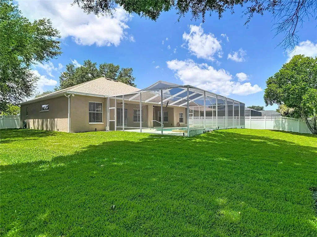 2866 Duncan Tree Circle Valrico FL 33594