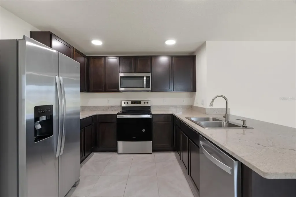 2880 Gumbo Limbo Drive Wimauma FL 33598