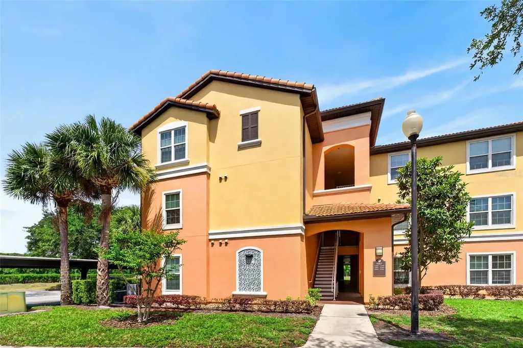5467 Vineland Road Orlando FL 32811