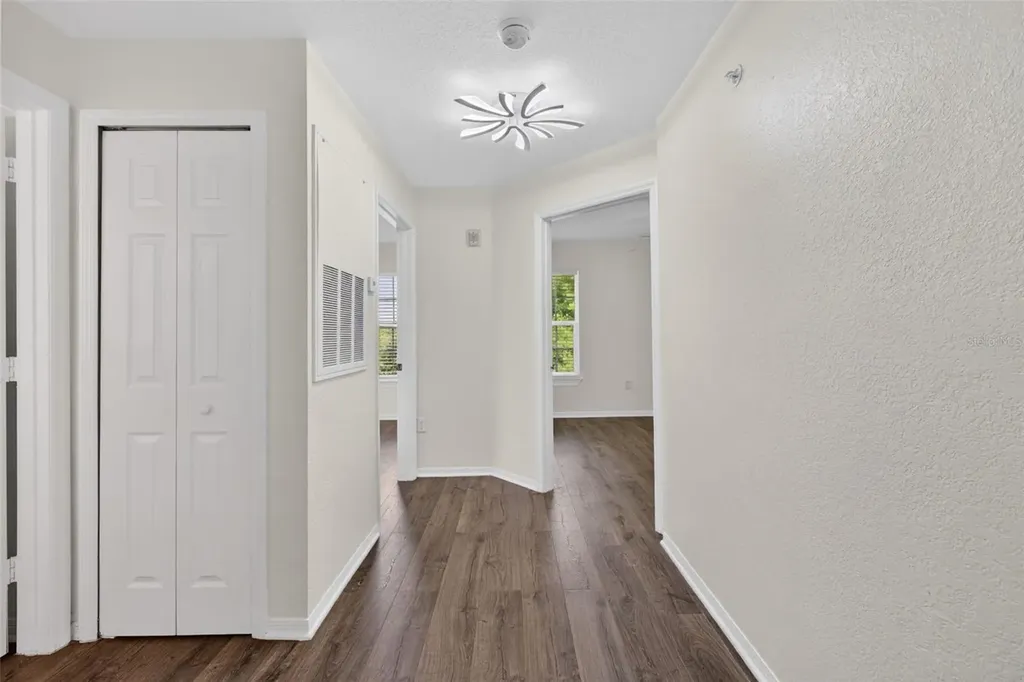 5467 Vineland Road Orlando FL 32811