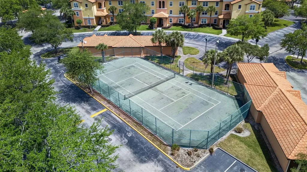 5467 Vineland Road Orlando FL 32811