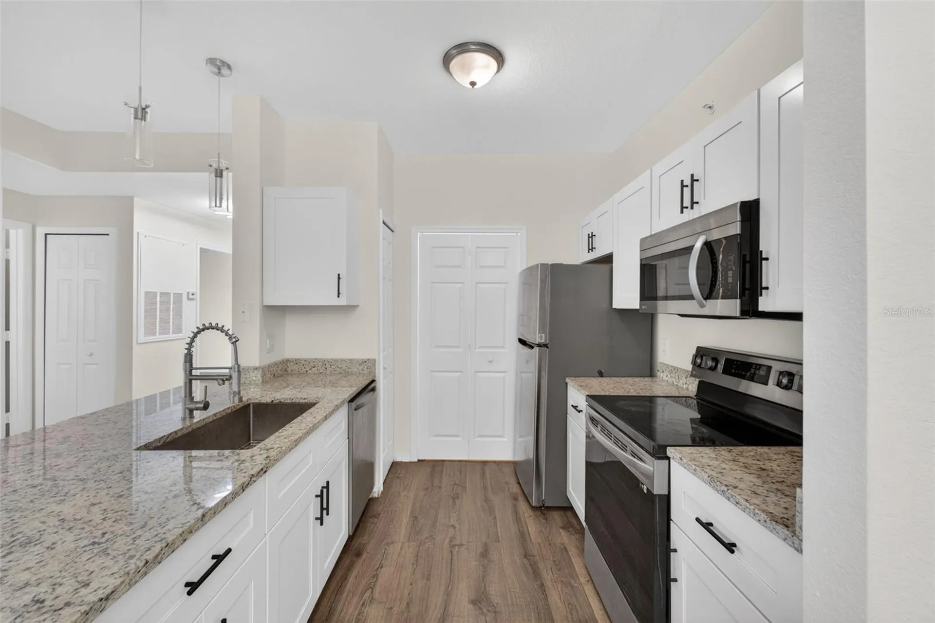 5467 Vineland Road Orlando FL 32811