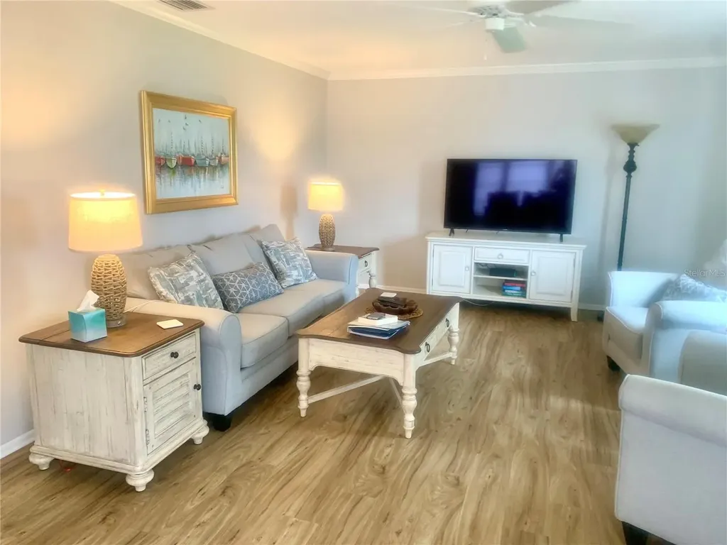 2310 Canalbluff Place Sarasota FL 34231