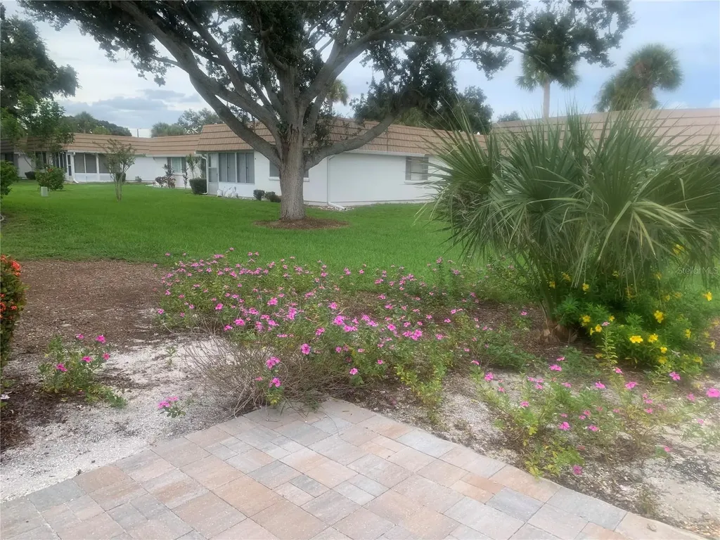 2310 Canalbluff Place Sarasota FL 34231