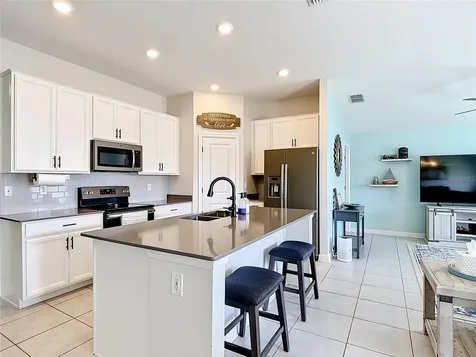 237 Taft Drive Davenport FL 33837