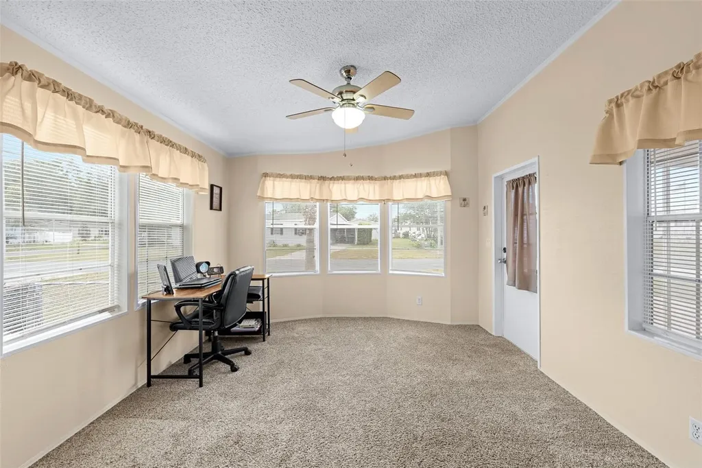 38052 Lawanda Loop Zephyrhills FL 33542