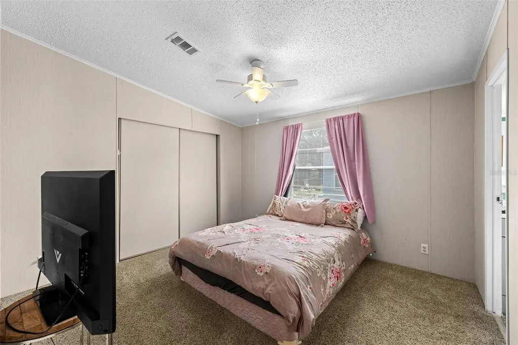 38052 Lawanda Loop Zephyrhills FL 33542