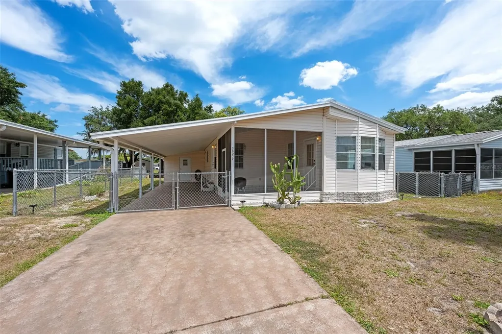38052 Lawanda Loop Zephyrhills FL 33542