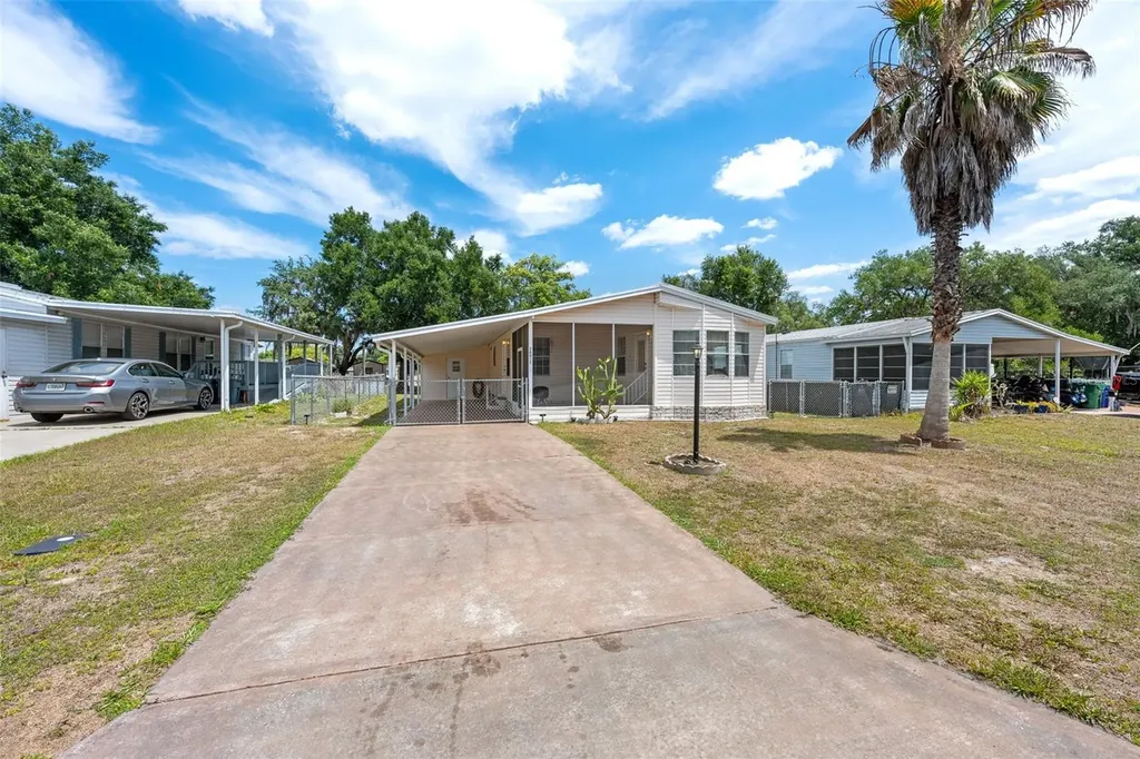 38052 Lawanda Loop Zephyrhills FL 33542