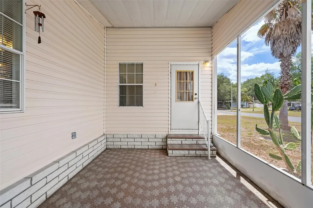 38052 Lawanda Loop Zephyrhills FL 33542
