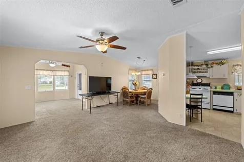 38052 Lawanda Loop Zephyrhills FL 33542