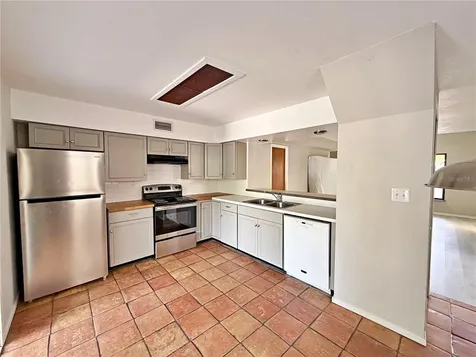 5329 Blue Grass Street Orlando FL 32810
