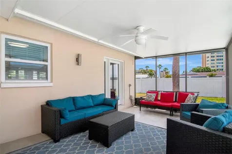 4712 114th Street N St Petersburg FL 33708