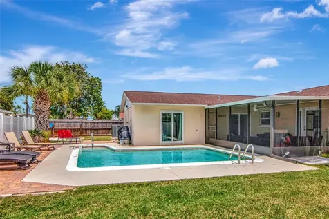 4712 114th Street N St Petersburg FL 33708