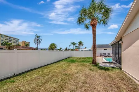 4712 114th Street N St Petersburg FL 33708