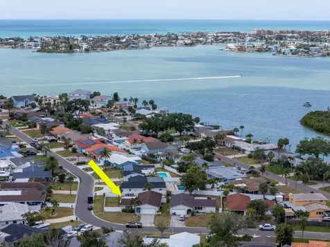 4712 114th Street N St Petersburg FL 33708