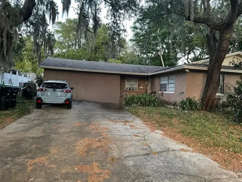 2423 Locke Avenue Orlando FL 32818