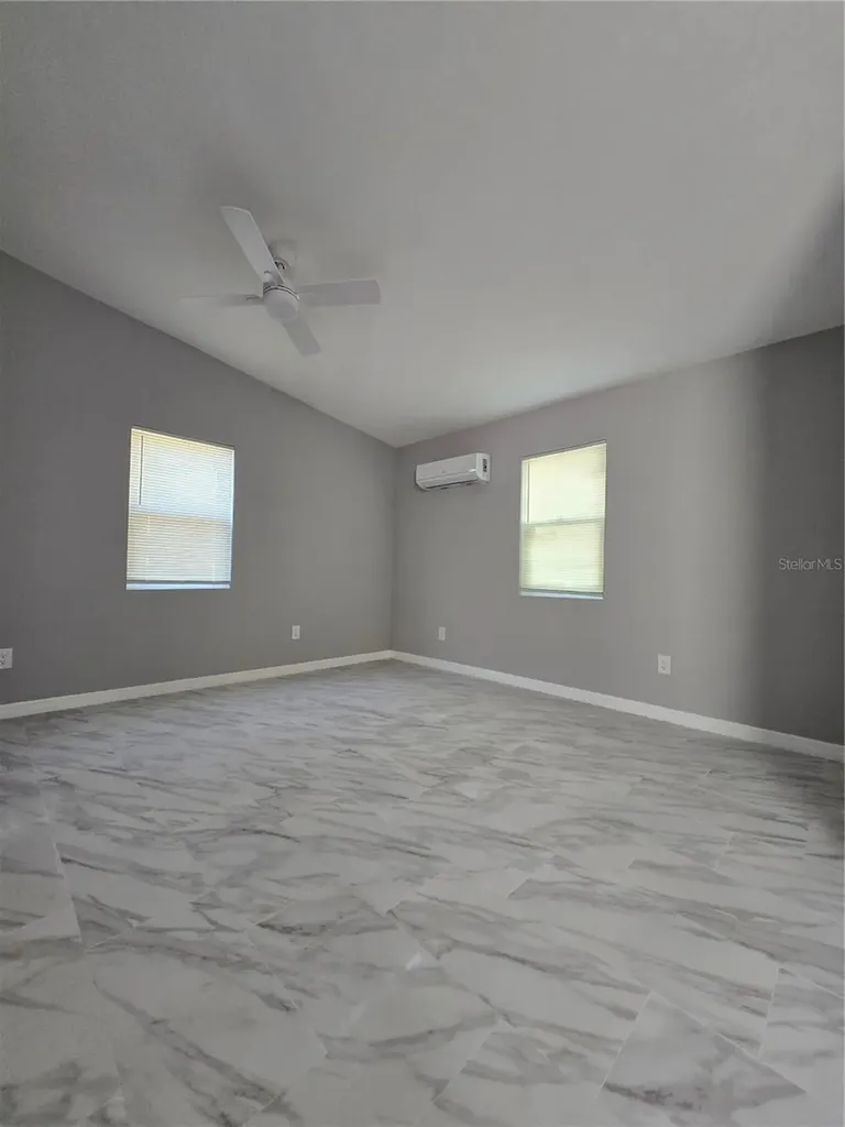 8623 N Willow Avenue Tampa FL 33604