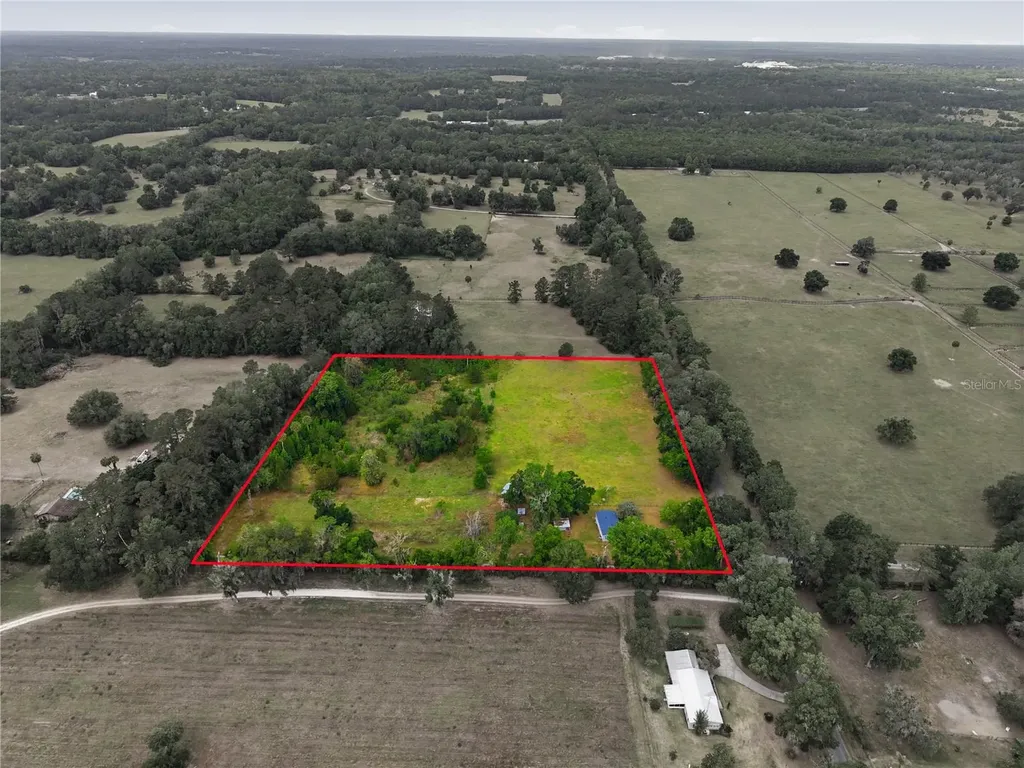 5820 NW 160th Street Reddick FL 32686