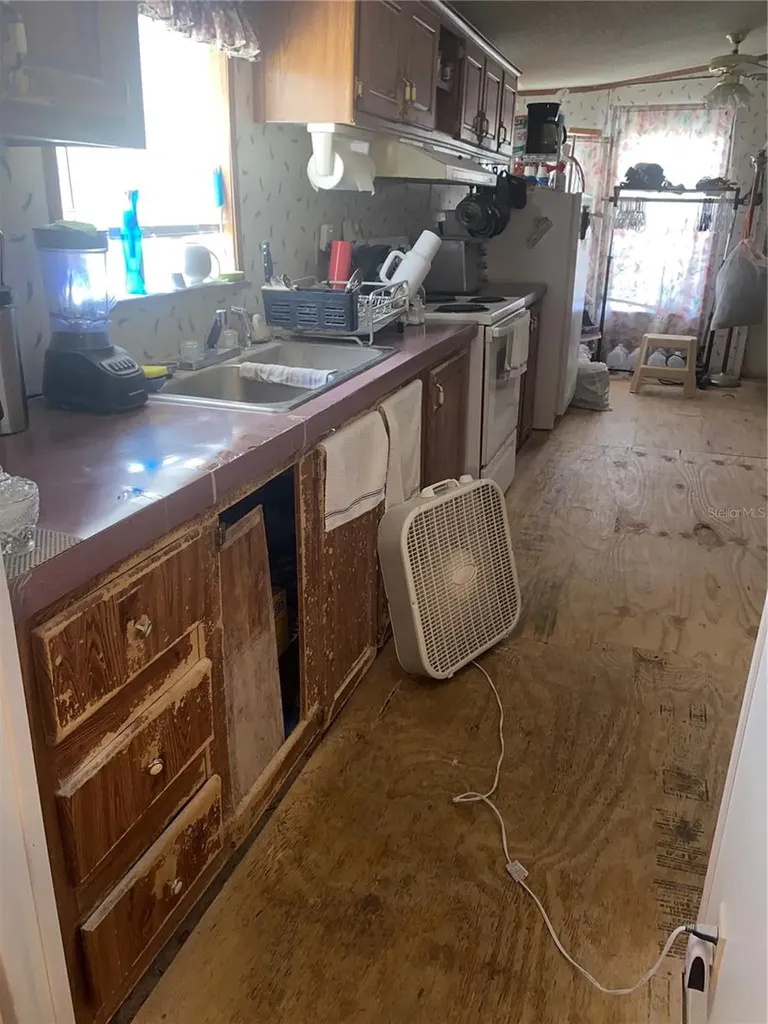 5820 NW 160th Street Reddick FL 32686