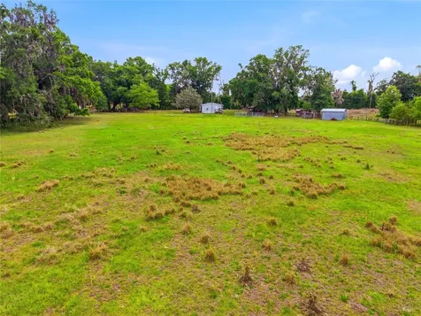 5820 NW 160th Street Reddick FL 32686