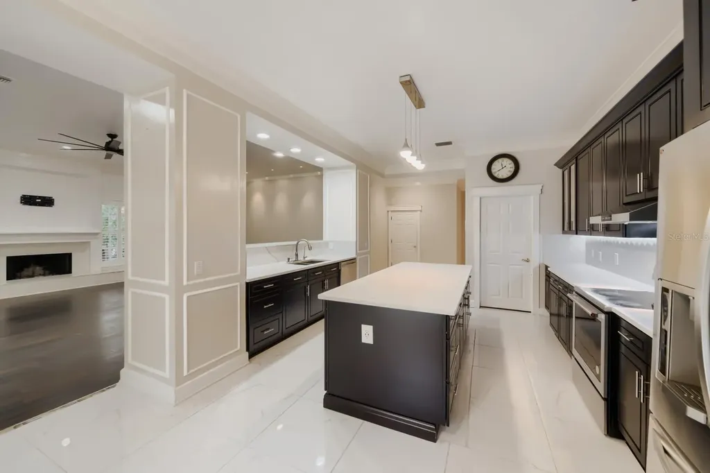 7601 Debeaubien Drive Orlando FL 32835