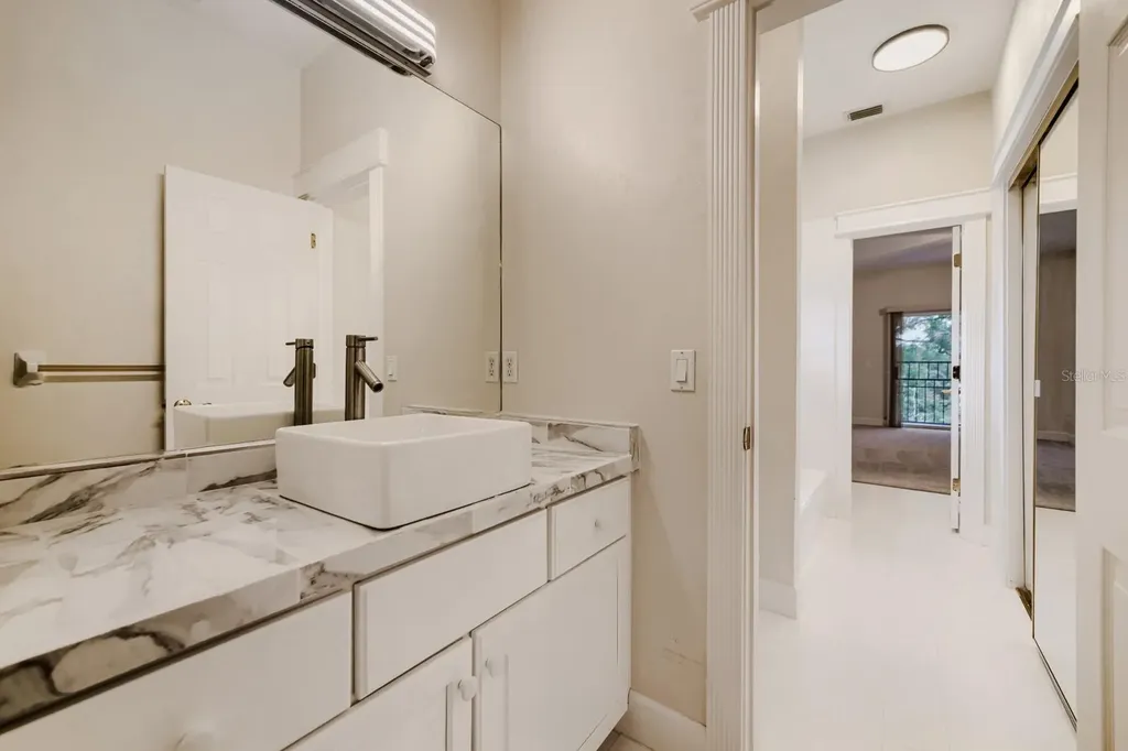 7601 Debeaubien Drive Orlando FL 32835