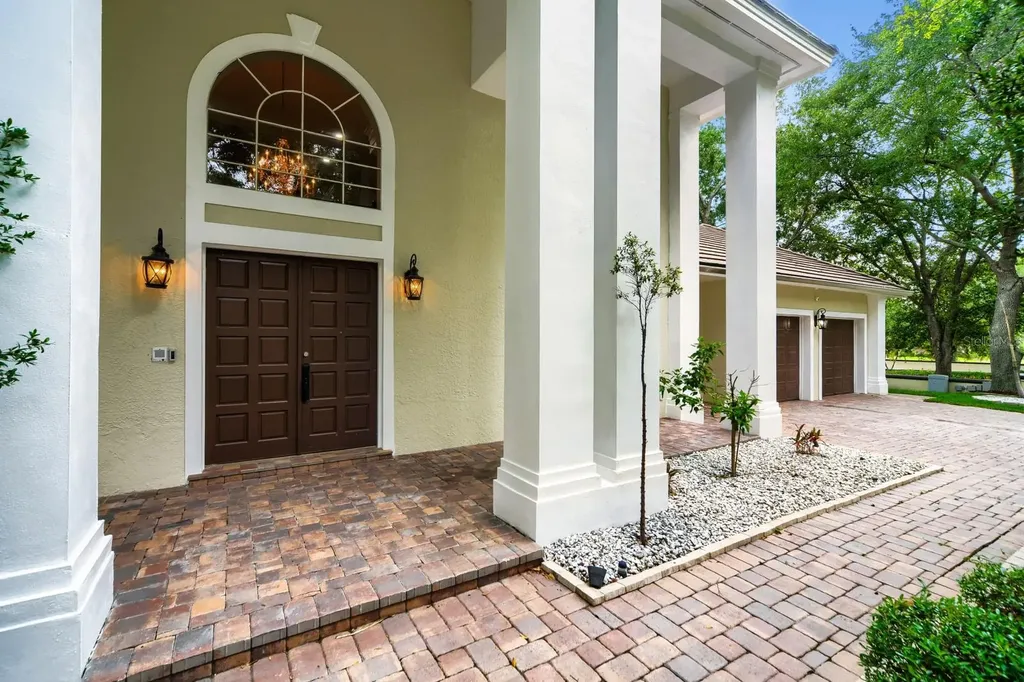 7601 Debeaubien Drive Orlando FL 32835