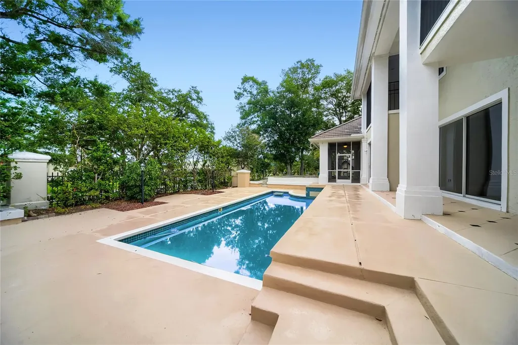 7601 Debeaubien Drive Orlando FL 32835