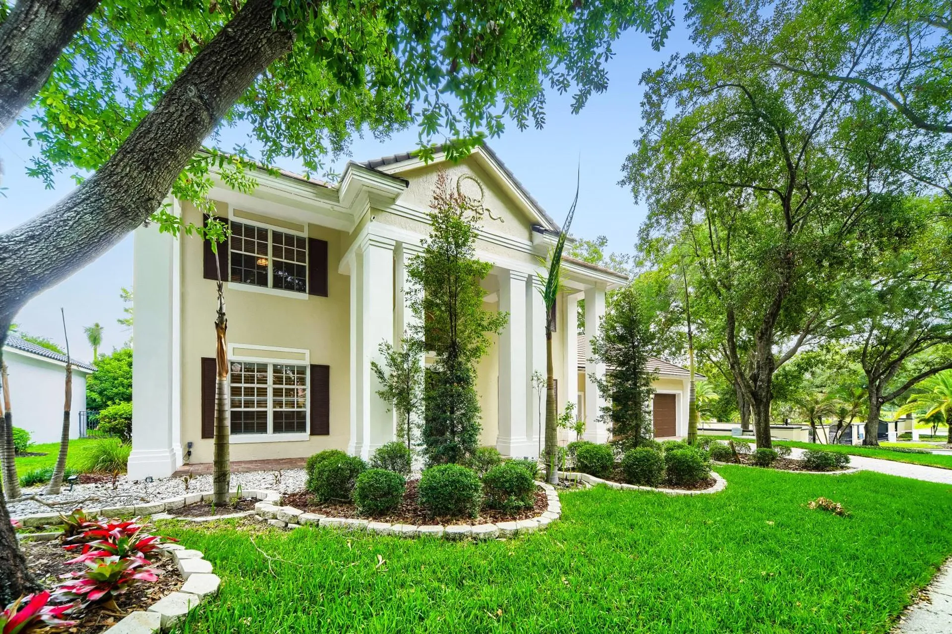 7601 Debeaubien Drive Orlando FL 32835