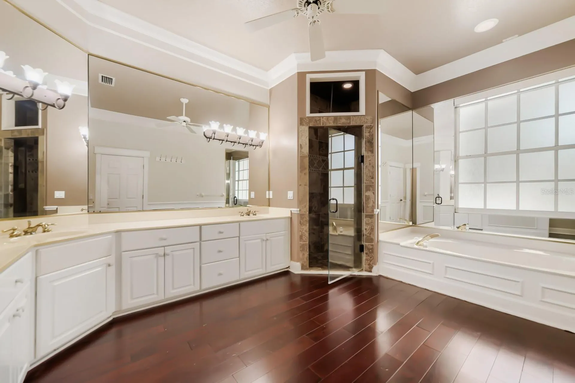 7601 Debeaubien Drive Orlando FL 32835