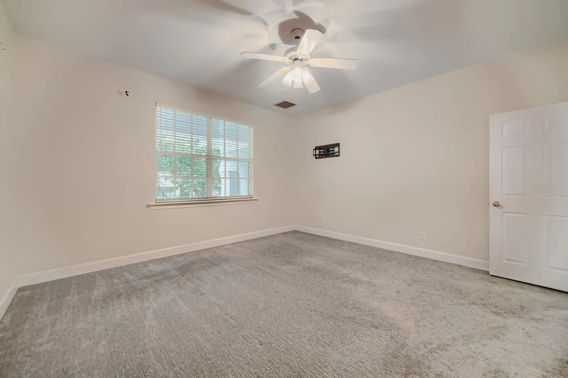 7601 Debeaubien Drive Orlando FL 32835