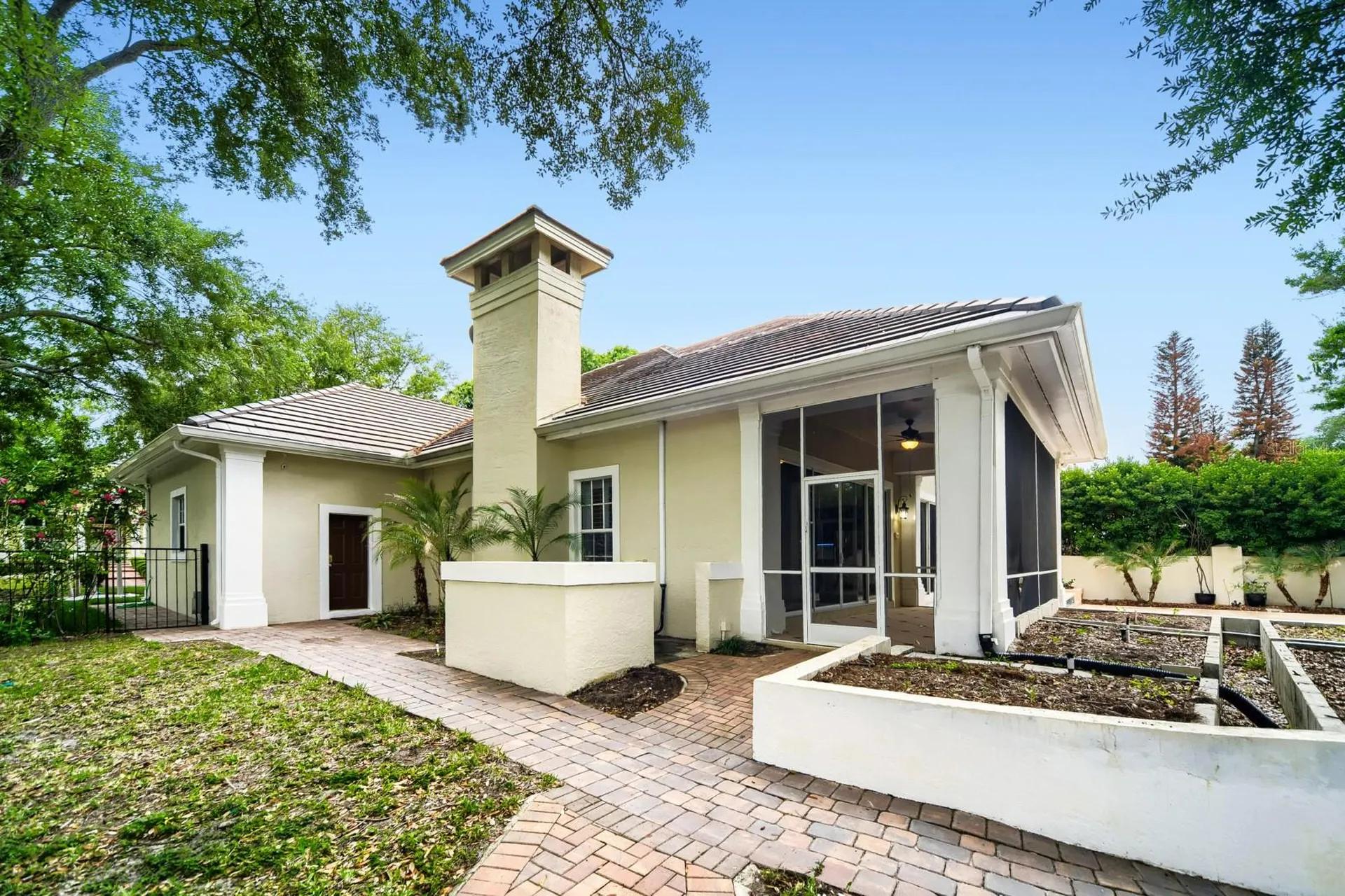 7601 Debeaubien Drive Orlando FL 32835