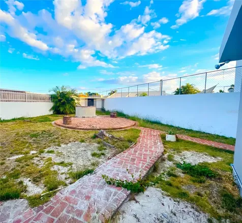 Urb. Valle Real, Infanta Street Ponce PR 00716