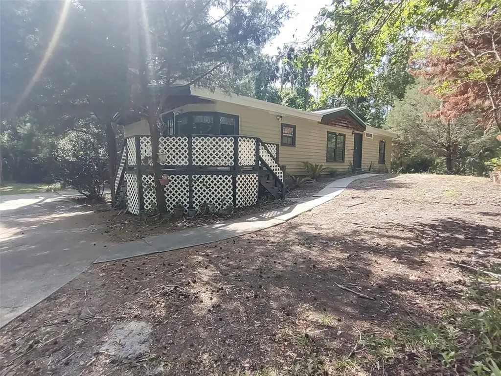 56508 Blue Creek Road Astor FL 32102