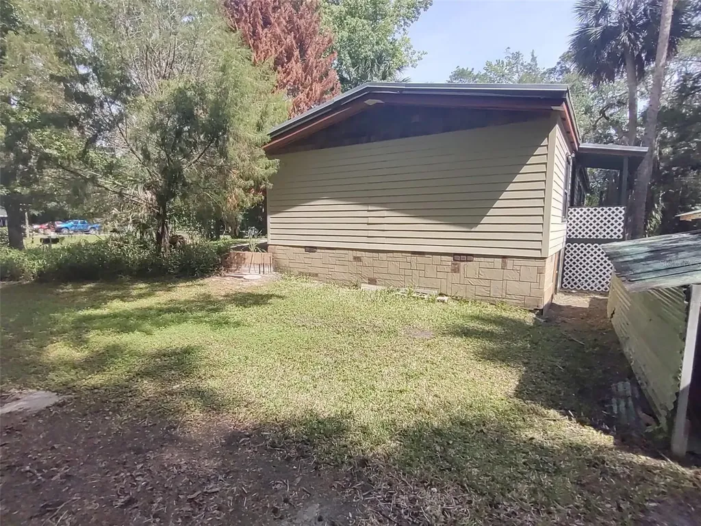 56508 Blue Creek Road Astor FL 32102