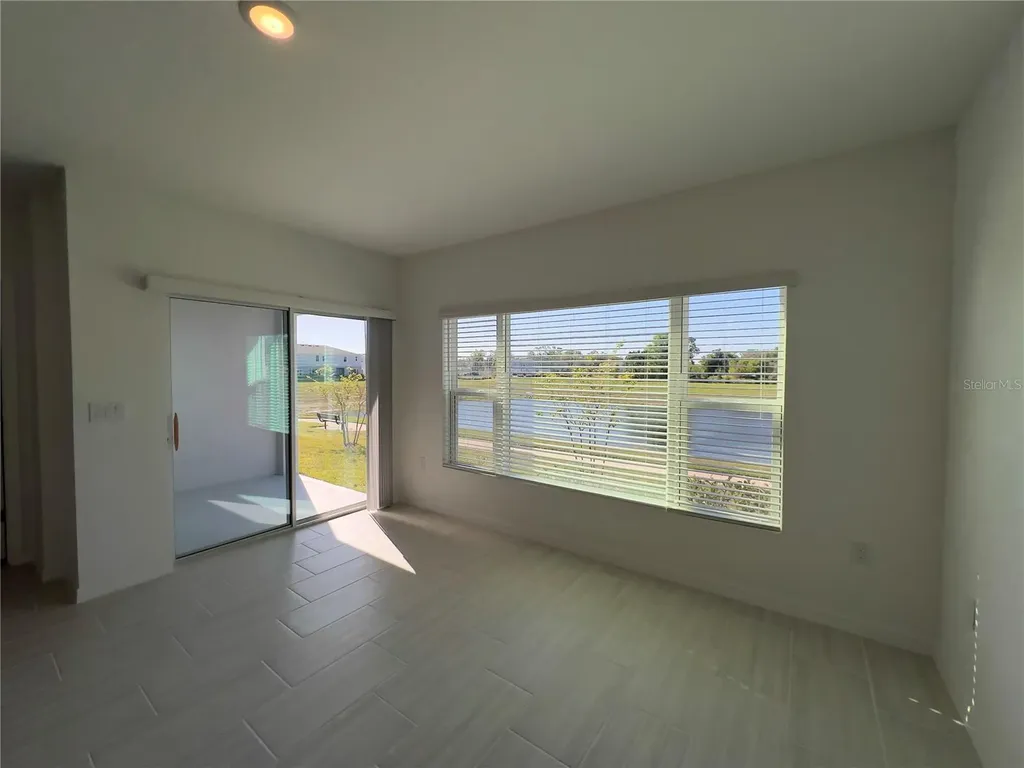 490 Thompson Village Avenue Apopka FL 32703