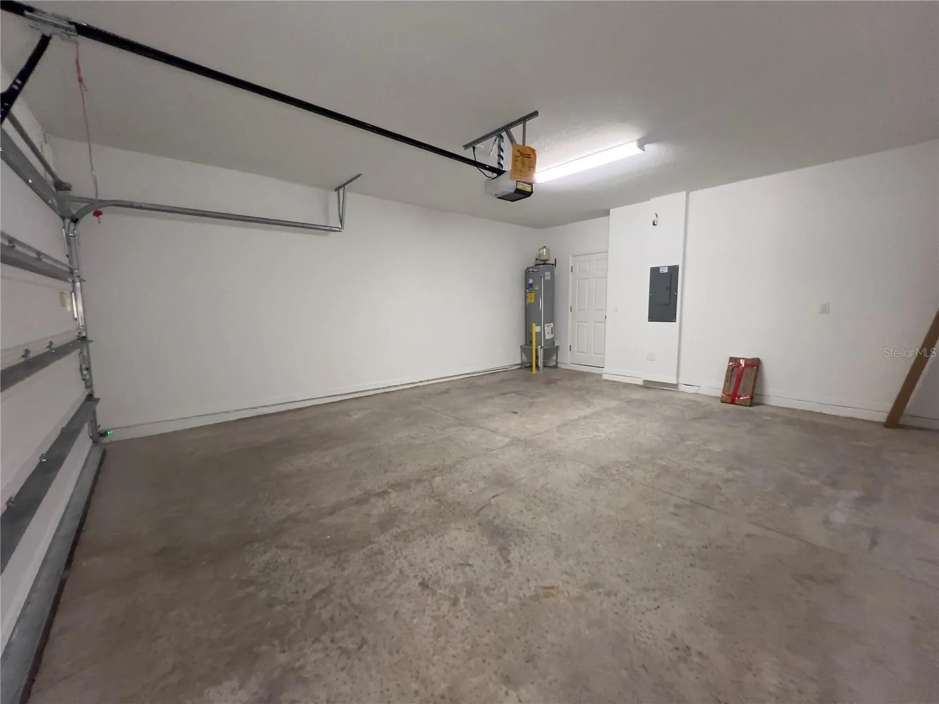 490 Thompson Village Avenue Apopka FL 32703