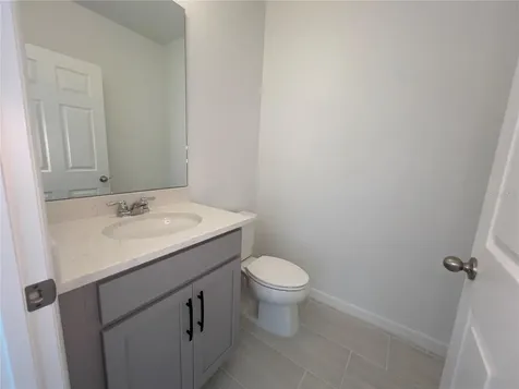 490 Thompson Village Avenue Apopka FL 32703