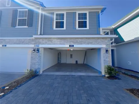 490 Thompson Village Avenue Apopka FL 32703