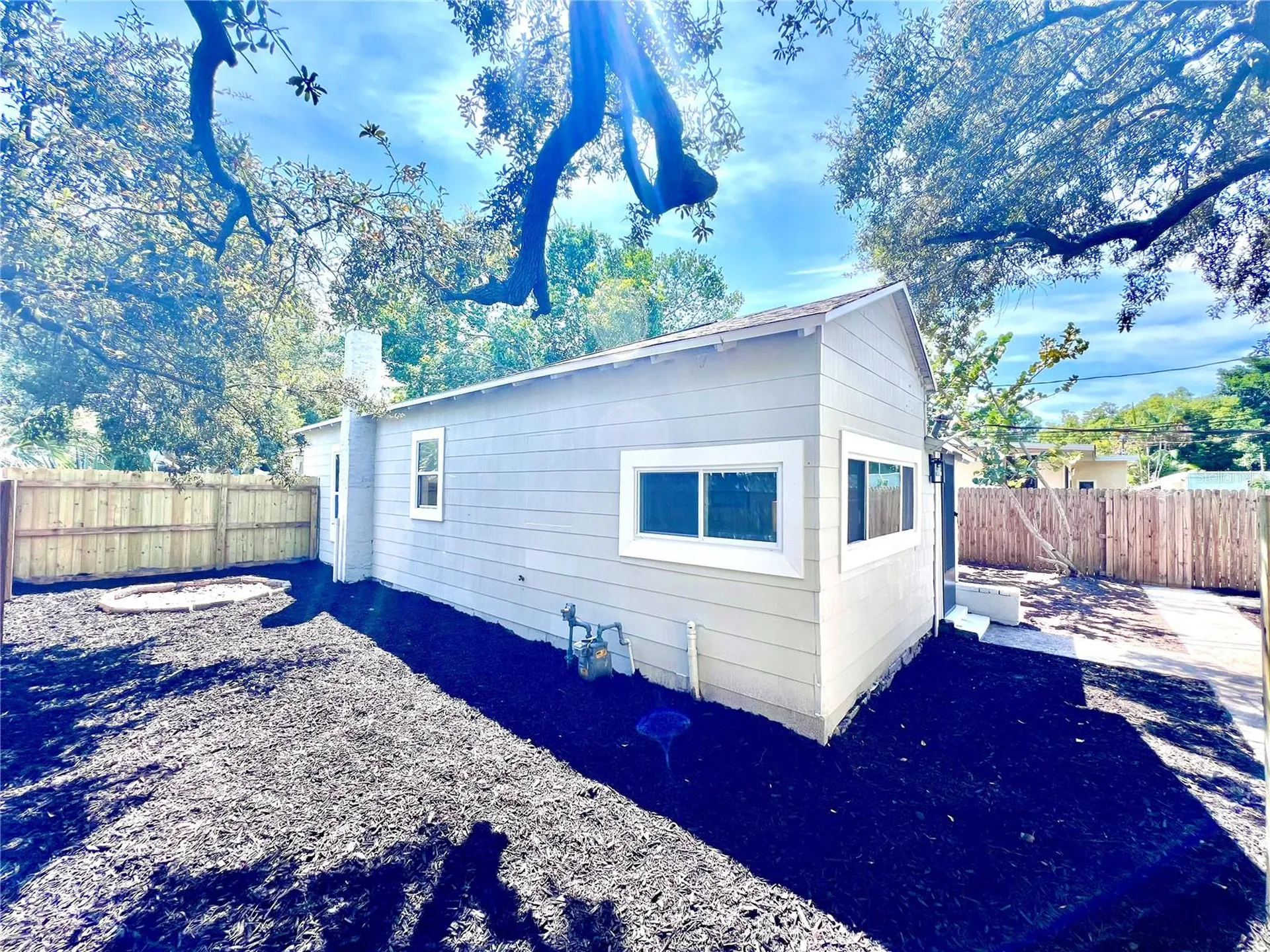 2427 32nd Avenue N St Petersburg FL 33713