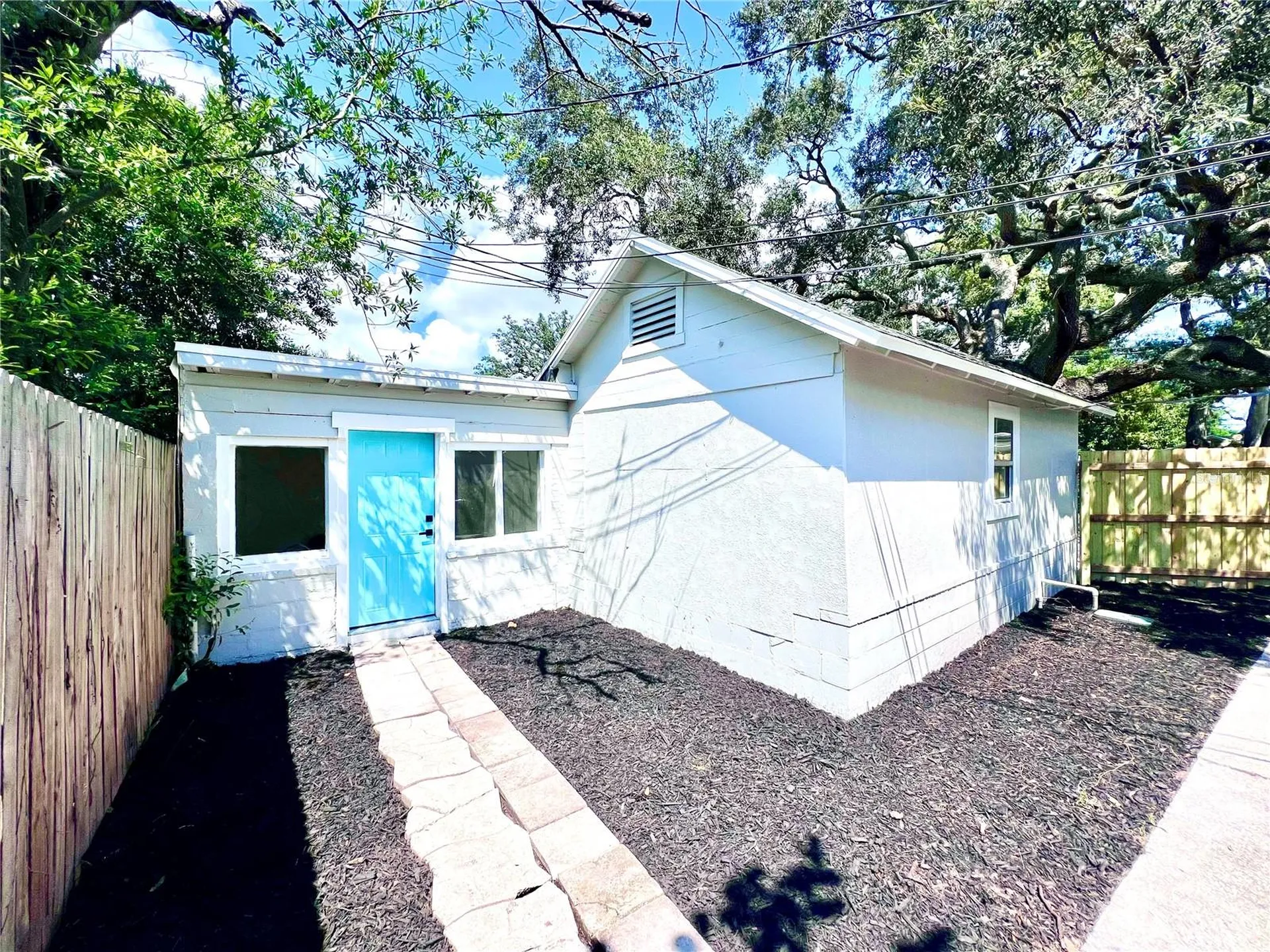 2427 32nd Avenue N St Petersburg FL 33713