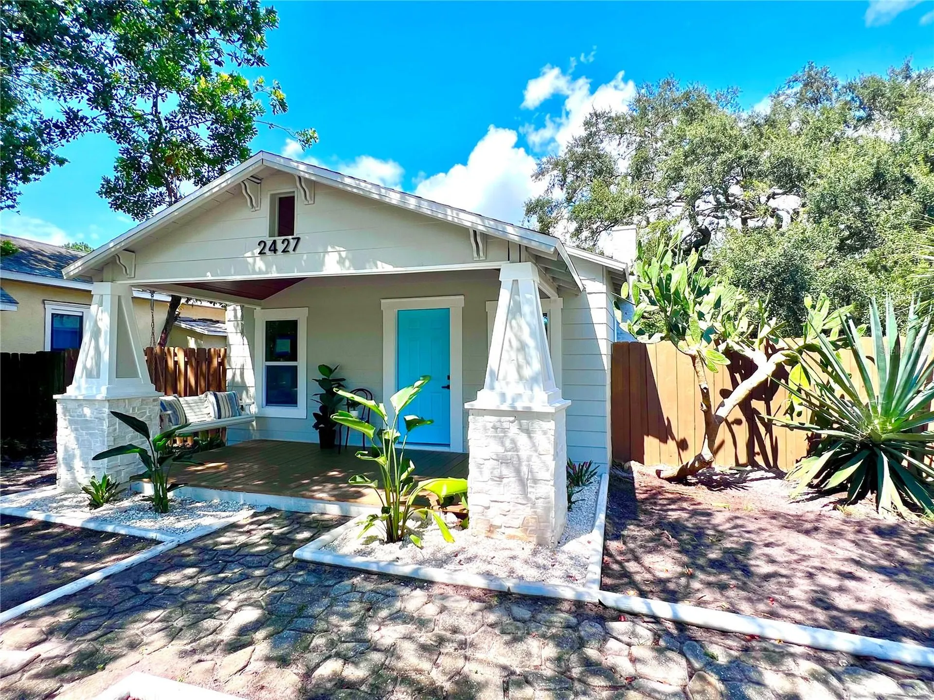 2427 32nd Avenue N St Petersburg FL 33713