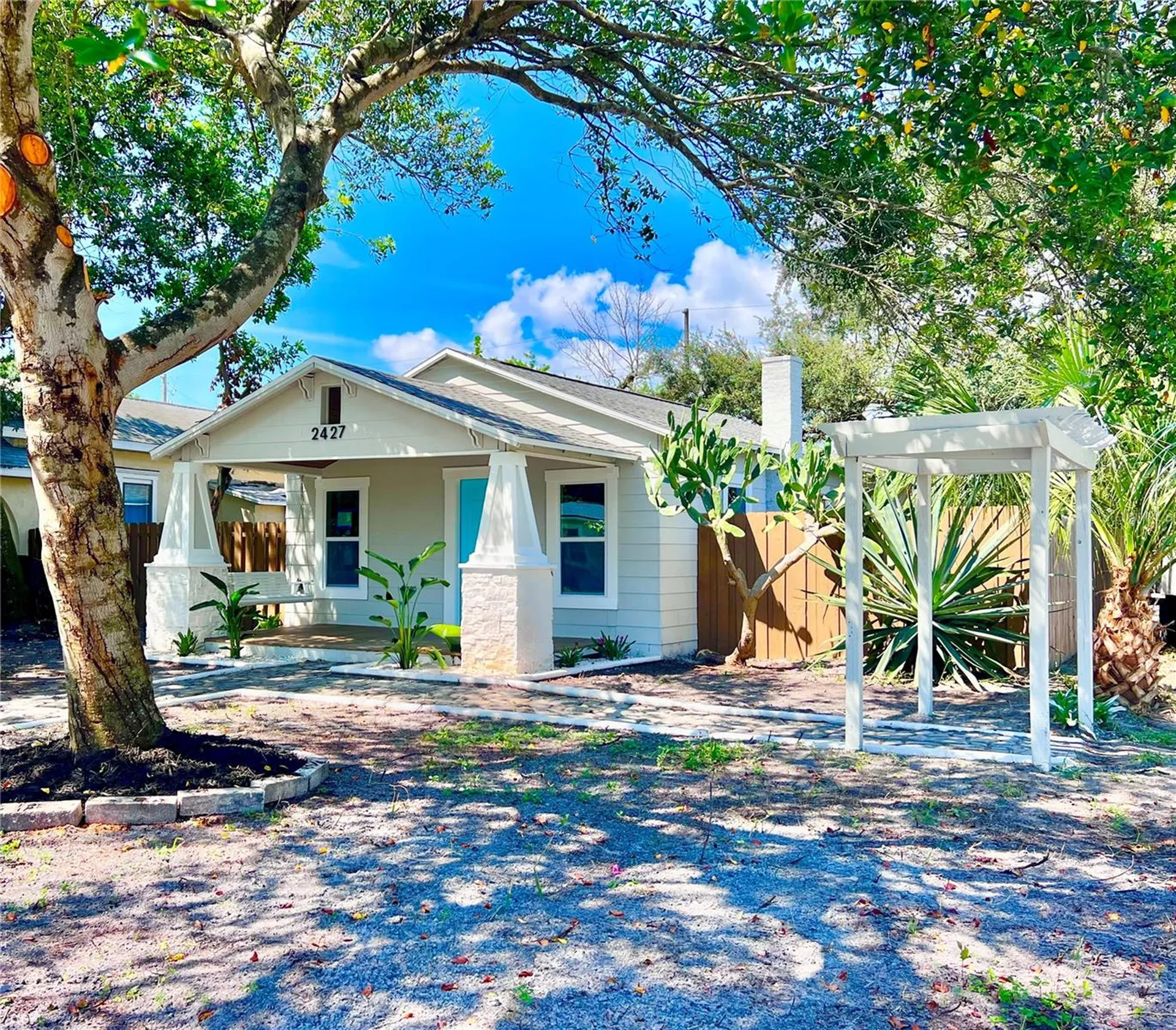 2427 32nd Avenue N St Petersburg FL 33713