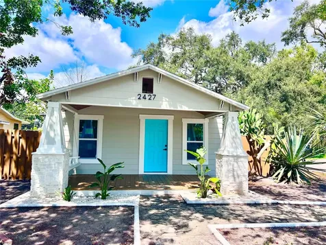 2427 32nd Avenue N St Petersburg FL 33713