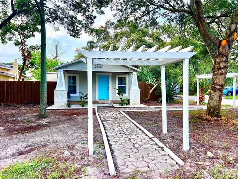 2427 32nd Avenue N St Petersburg FL 33713