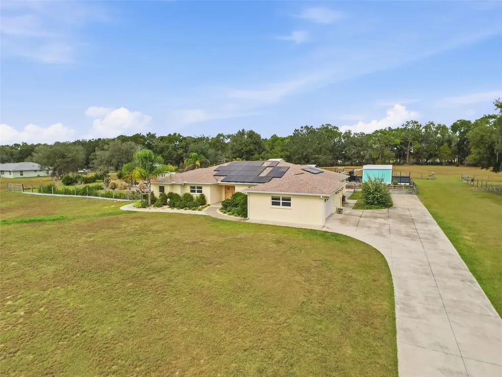 8423 E Zephyr Wing Court Floral City FL 34436