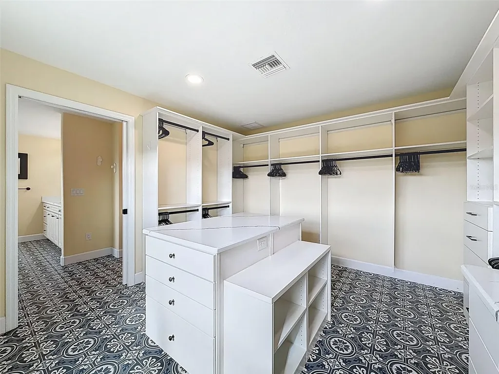 8423 E Zephyr Wing Court Floral City FL 34436