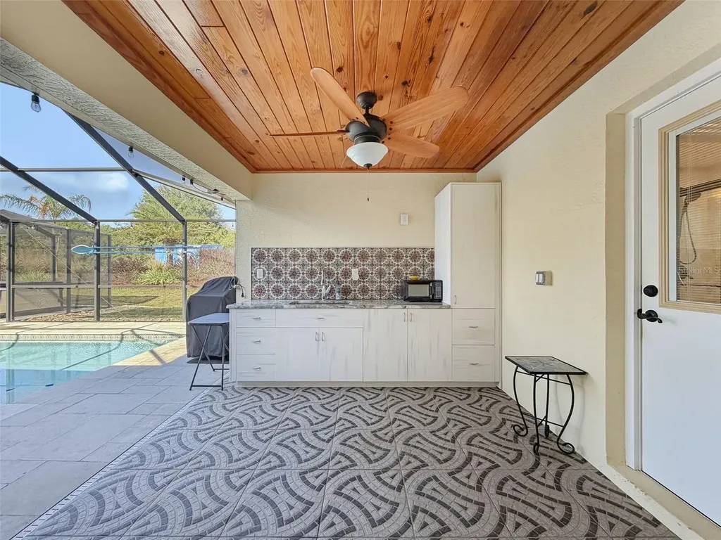 8423 E Zephyr Wing Court Floral City FL 34436