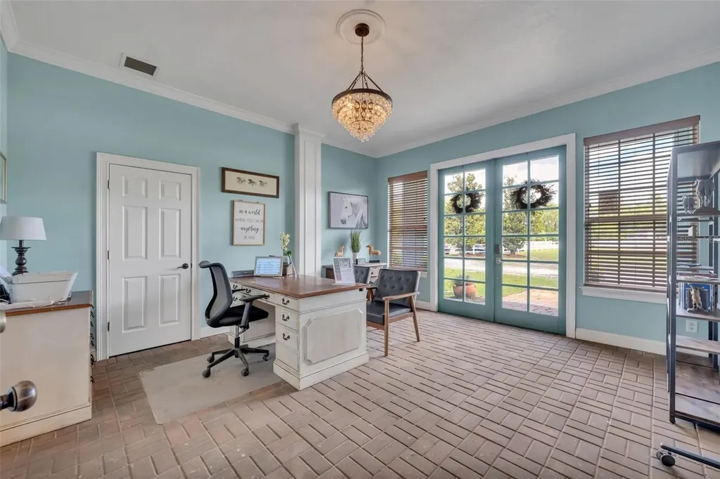 3287 N County Road 426 Geneva FL 32732